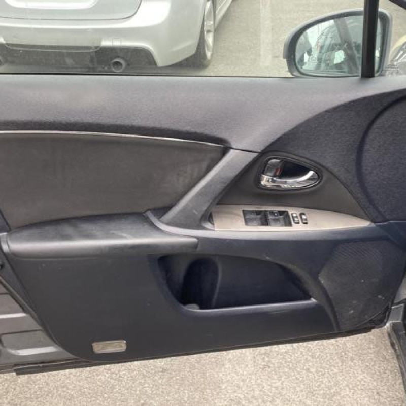 Poignee interieur arriere gauche TOYOTA AVENSIS 3 Photo n°17