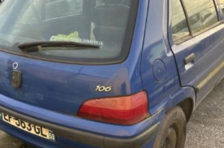 Aile avant droit PEUGEOT 106