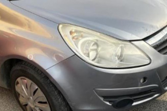 Serrure avant gauche OPEL CORSA D