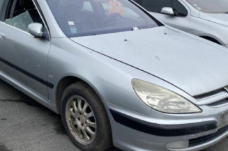 Pare choc avant PEUGEOT 607