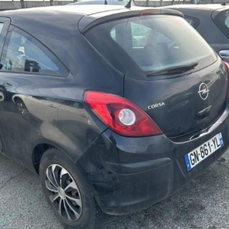 Porte avant gauche OPEL CORSA D Photo n°13