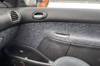 Boite a gants PEUGEOT 206