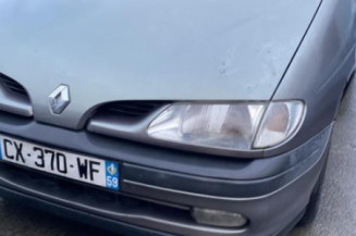 Serrure avant gauche RENAULT SCENIC 1