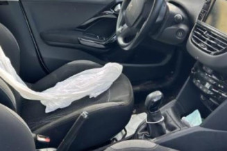 Absorbeur de pare choc arriere PEUGEOT 208 1