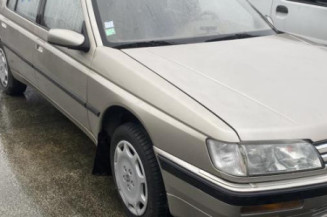 Porte avant gauche PEUGEOT 605