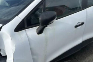 Baguette de porte avant gauche RENAULT CLIO 4