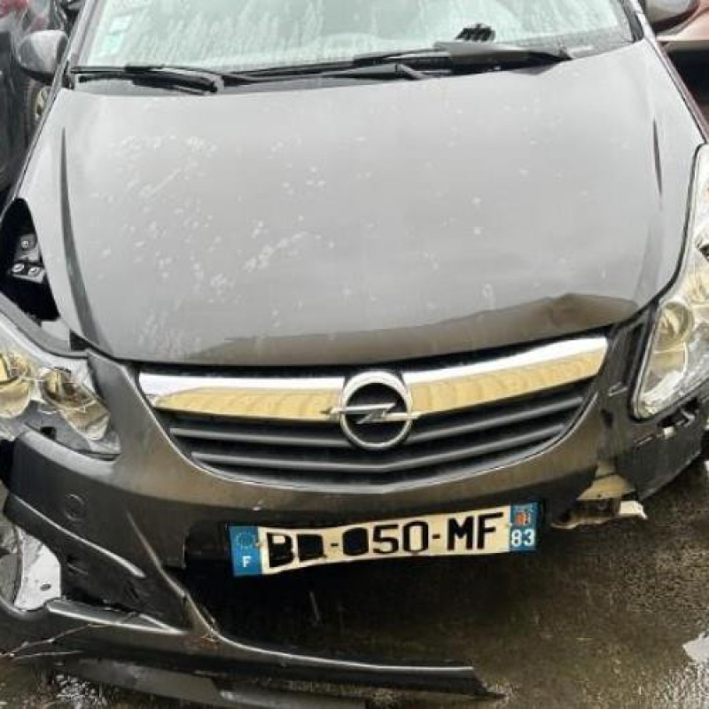 Poignee porte arriere droit OPEL CORSA D Photo n°7