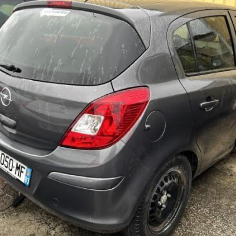 Poignee porte arriere droit OPEL CORSA D Photo n°12