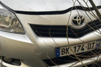 Bras essuie glace avant droit TOYOTA VERSO