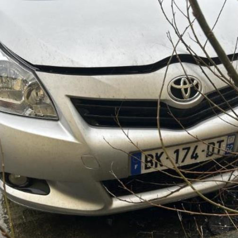 Bouton de warning TOYOTA VERSO Photo n°5