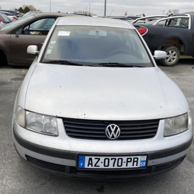 Retroviseur droit VOLKSWAGEN PASSAT 4 Photo n°19