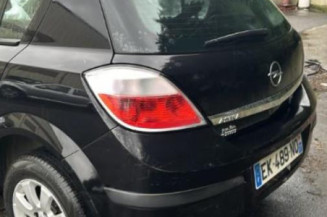 Aile avant droit OPEL ASTRA H