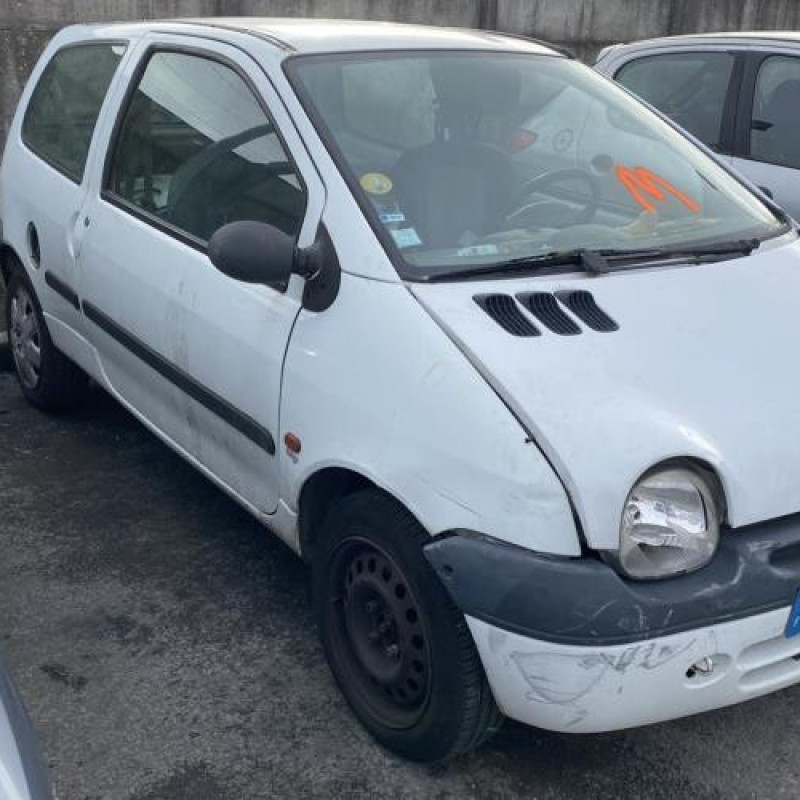 Pare choc avant RENAULT TWINGO 1 Photo n°7