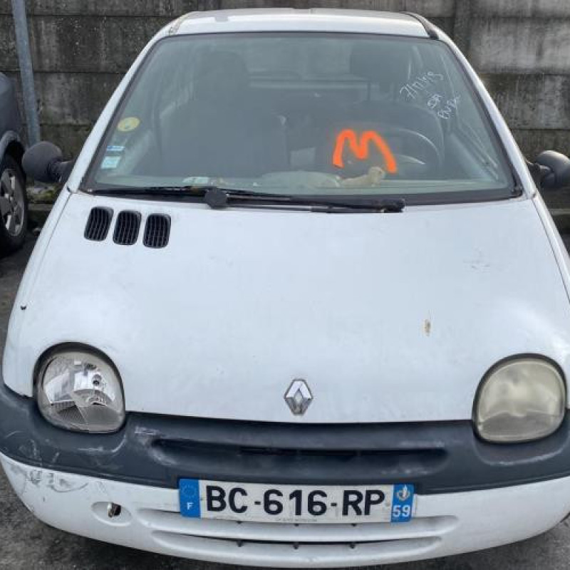 Vitre avant gauche RENAULT TWINGO 1 Photo n°9