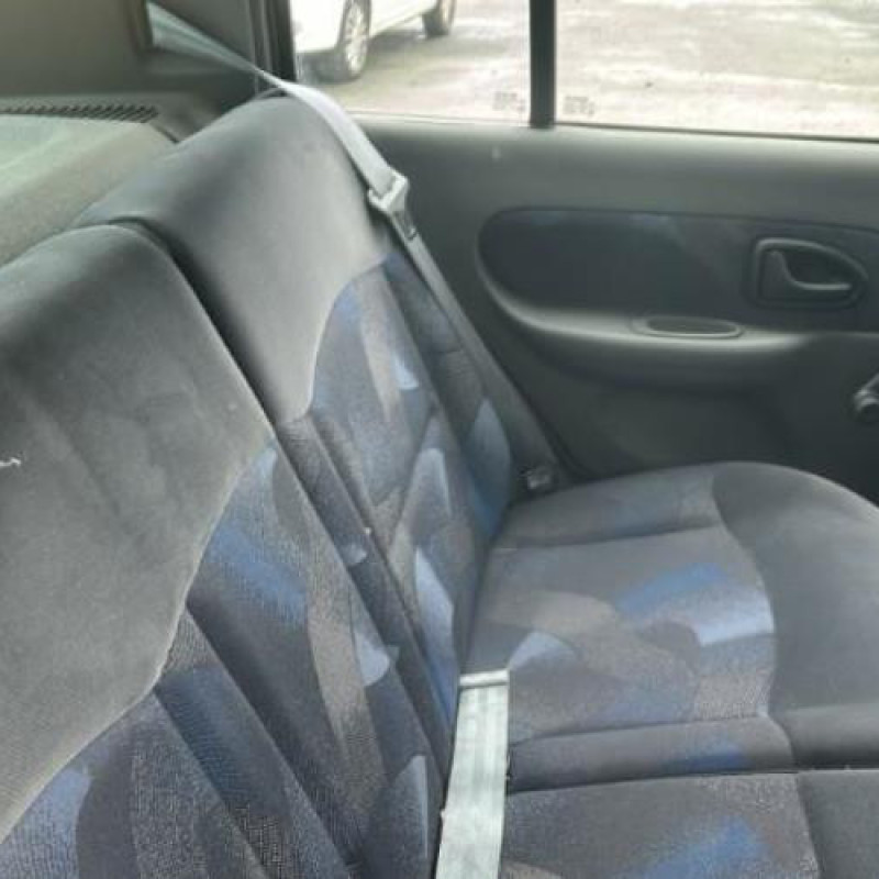 Poignee interieur arriere gauche RENAULT CLIO 2 Photo n°15