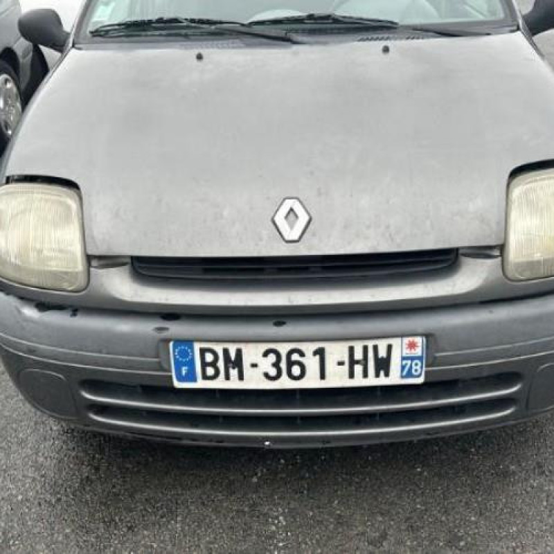 Alternateur RENAULT CLIO 2 Photo n°9