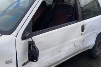 Serrure avant droit PEUGEOT 106