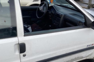 Serrure avant droit PEUGEOT 106