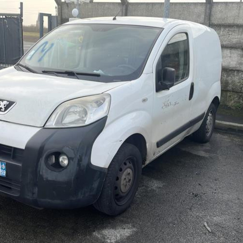 Feu arriere principal droit (feux) PEUGEOT BIPPER Photo n°9