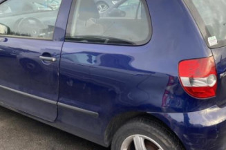 Serrure avant droit VOLKSWAGEN FOX