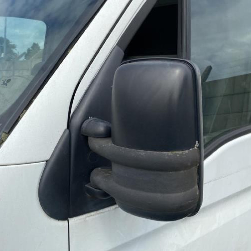 Serrure avant droit RENAULT MASTER 2 Photo n°8