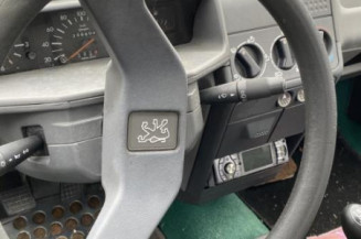 Poignee interieur arriere gauche PEUGEOT 205