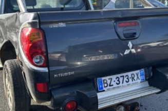 Porte avant droit MITSUBISHI L 200 3