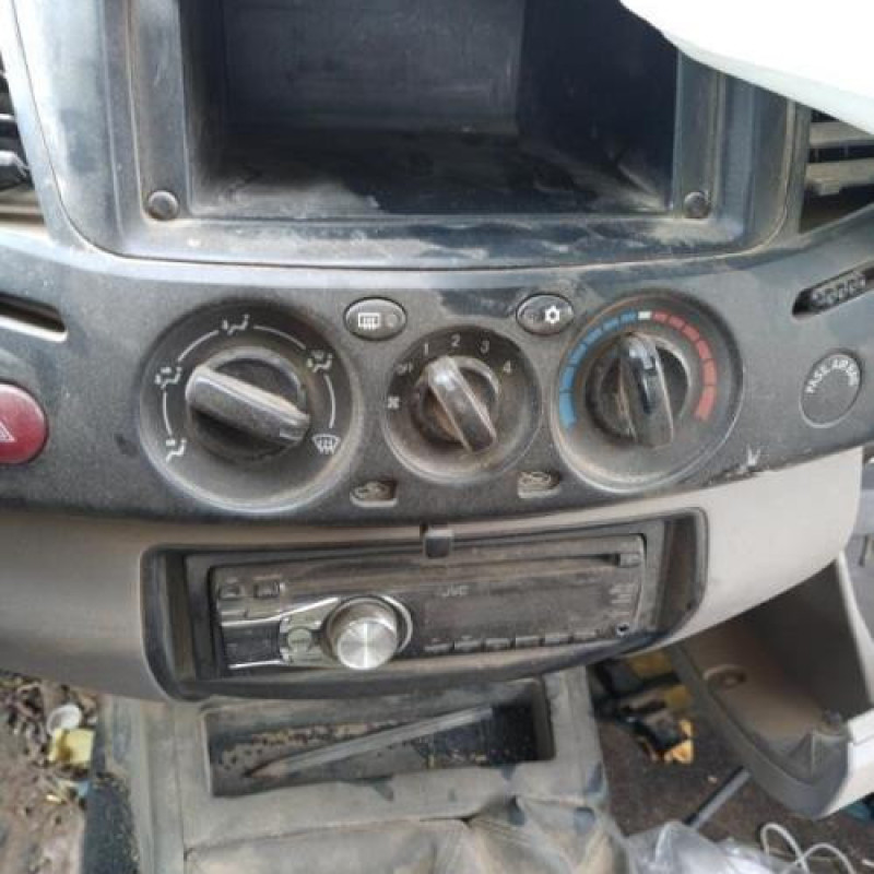 Compteur MITSUBISHI L 200 3 Photo n°6