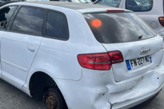 Poignee porte avant gauche AUDI A3 2