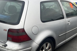 Plage arriere VOLKSWAGEN GOLF 4