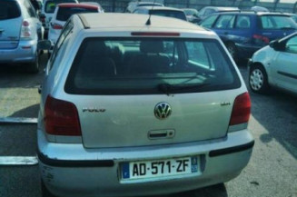 Aile avant gauche VOLKSWAGEN POLO 3