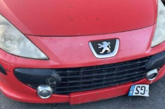 Pare choc arriere PEUGEOT 307