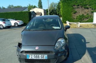 Vitre arriere droit FIAT PUNTO 3