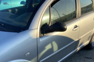 Poignee porte arriere gauche CITROEN C3 1