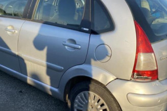 Poignee porte arriere gauche CITROEN C3 1