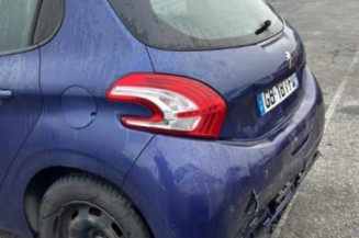 Poignee porte avant gauche PEUGEOT 208 1