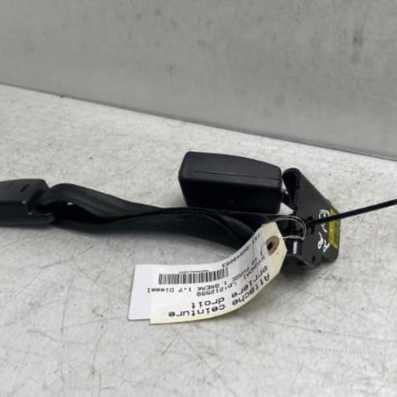 Attache ceinture arriere droit HYUNDAI I 40 Photo n°3