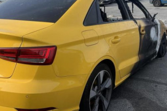 Malle/Hayon arriere AUDI A3 3 LIMOUSINE