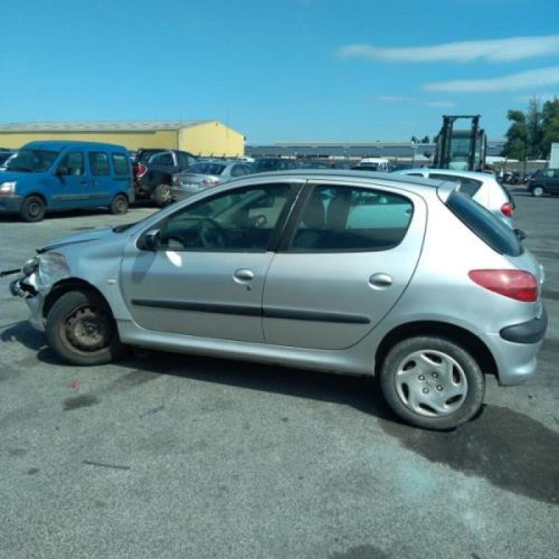 Serrure arriere droit PEUGEOT 206 Photo n°8