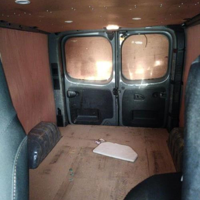 Boite a gants RENAULT TRAFIC 3 COURT Photo n°10