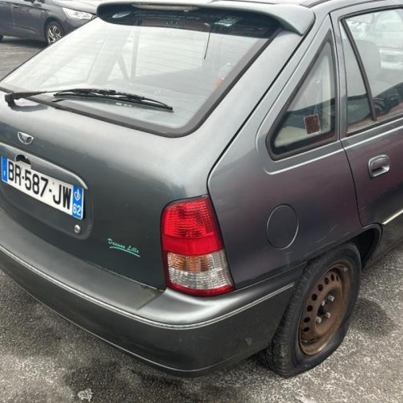 Porte arriere droit DAEWOO NEXIA Photo n°16