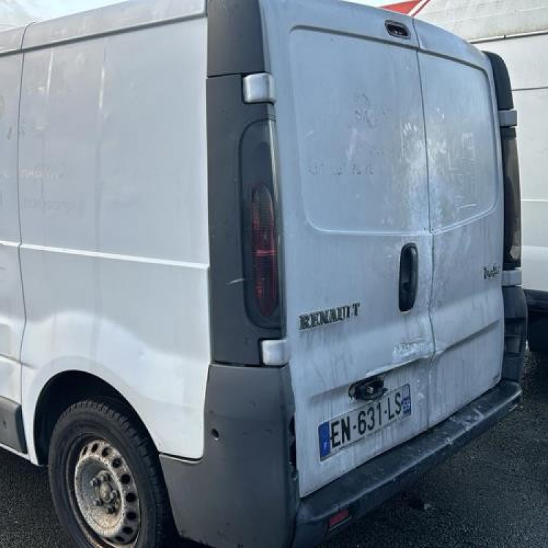 Calandre RENAULT TRAFIC 2 Photo n°9