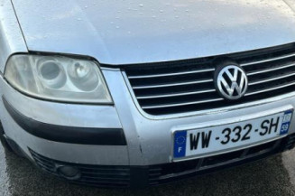 Serrure avant droit VOLKSWAGEN PASSAT 4