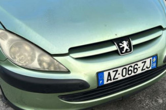 Pare choc arriere PEUGEOT 307