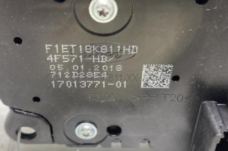 Bouton de warning FORD FOCUS 3