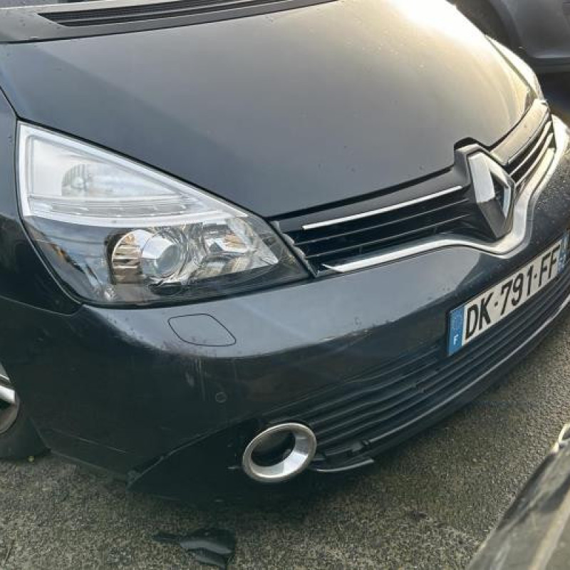 Anti brouillard arriere droit RENAULT GRAND ESPACE 4 Photo n°7