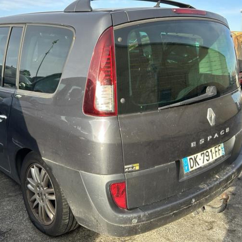 Anti brouillard arriere droit RENAULT GRAND ESPACE 4 Photo n°11