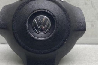 Air bag conducteur VOLKSWAGEN POLO 5 Photo n°1