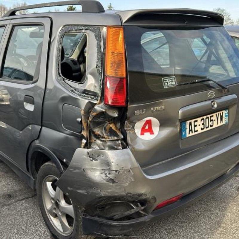 Feu arriere principal droit (feux) SUZUKI IGNIS 2 Photo n°12