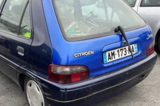 Serrure avant droit CITROEN SAXO